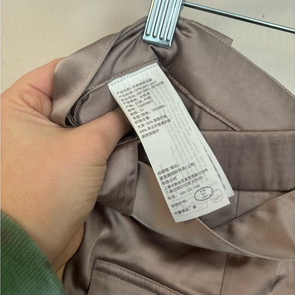 Abercombie Belted Baggy Satin Cargo Pant size  31 - Picture 13 of 14